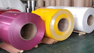 Bobina de aluminio recubierta de color duradero para uso industrial