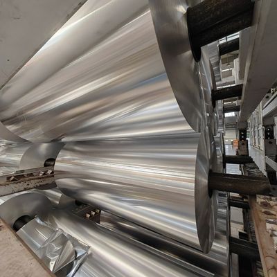 8011 8006 8021 8079 Kitchen Aluminum Foil Jumbo Roll 9-18 Micron Food Container Wrap