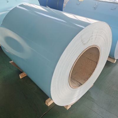 El color grabado en relieve 3003 H22 H14 cubrió el canal decorativo de la bobina de aluminio