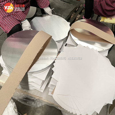 1060 Círculo de disco de aluminio para cubierta de lámpara / utensilios de cocina
